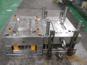 示波器外殼加工模具制造8802-C2深圳塑膠模具廠(chǎng)