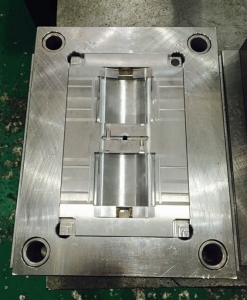 Y300422儀器塑膠制品，深圳塑膠模具廠，注塑模具加工